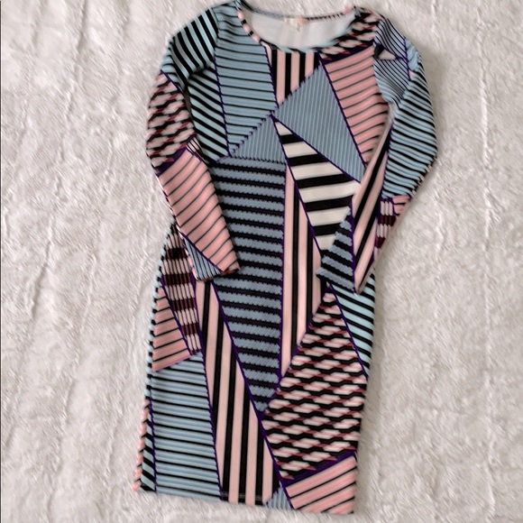 Multicolored dress. - Picture 3 of 3